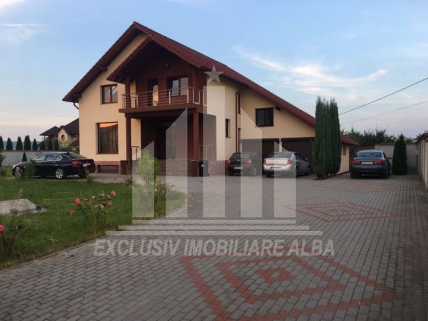 Vila spatioasa cu teren generos, Alba-Micesti - Poză 1