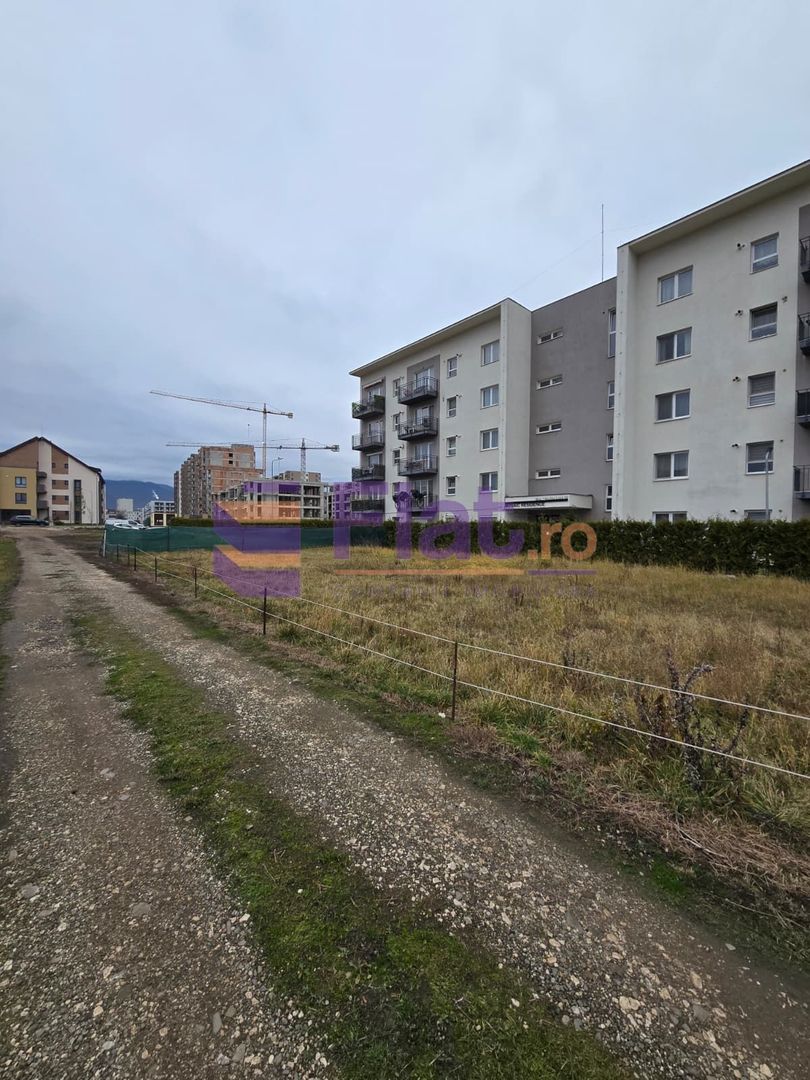 Teren 1.000 mp intravilan – Zonă Mixtă M2, Str. Nicolae Labiș, Brașov - Poză 4