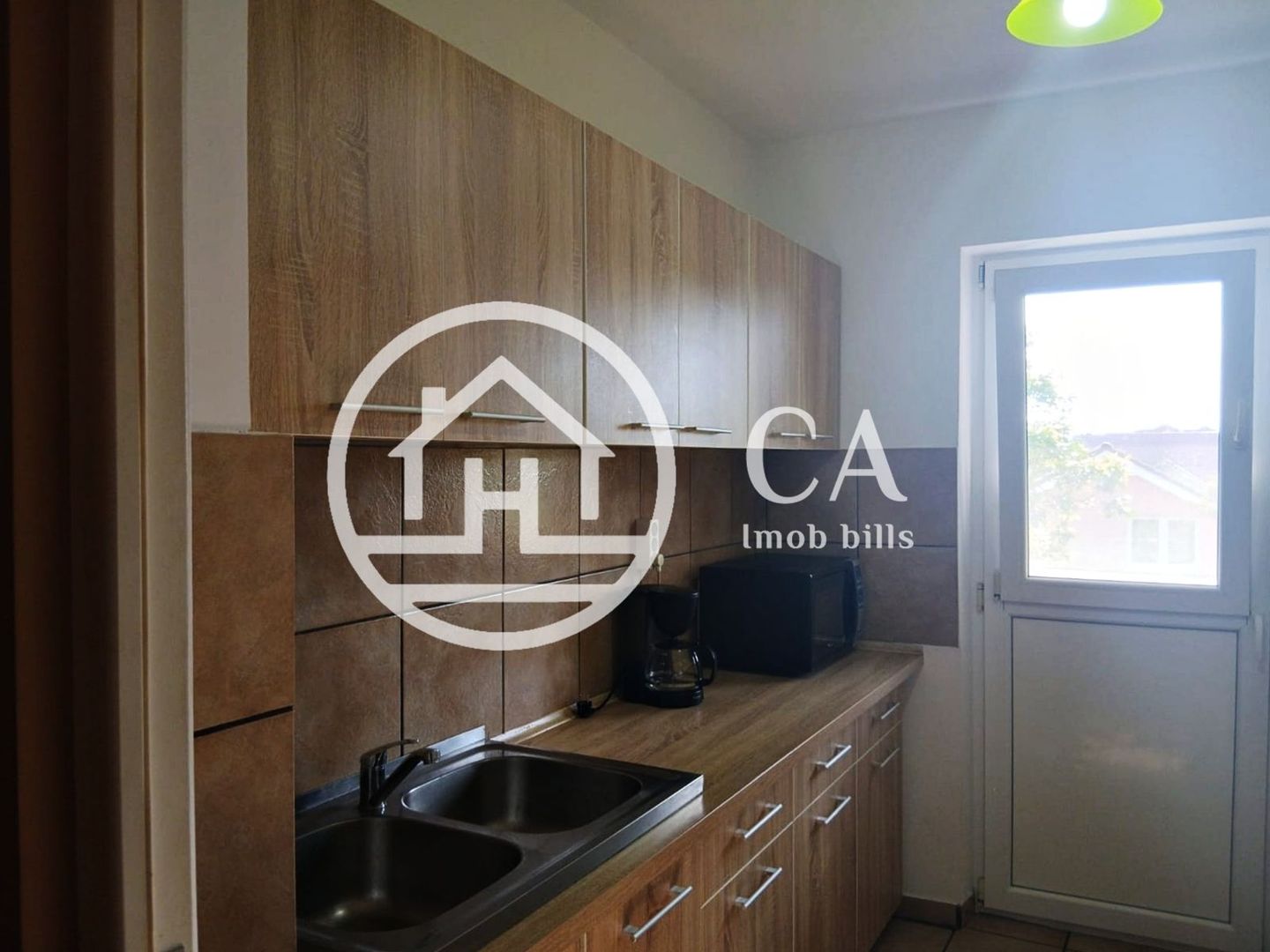 Apartament cu 3 camere de inchiriat in zona Nufarul, Oradea - Poză 4