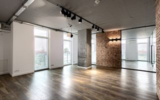 Spațiu birou în Arad ultracentral cu parcare - Poză 5