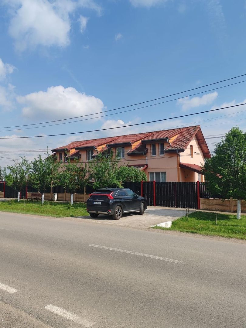 VÂNDUT! I 1/2 Duplex P+1 I Sânmihaiu Român - Poză 9