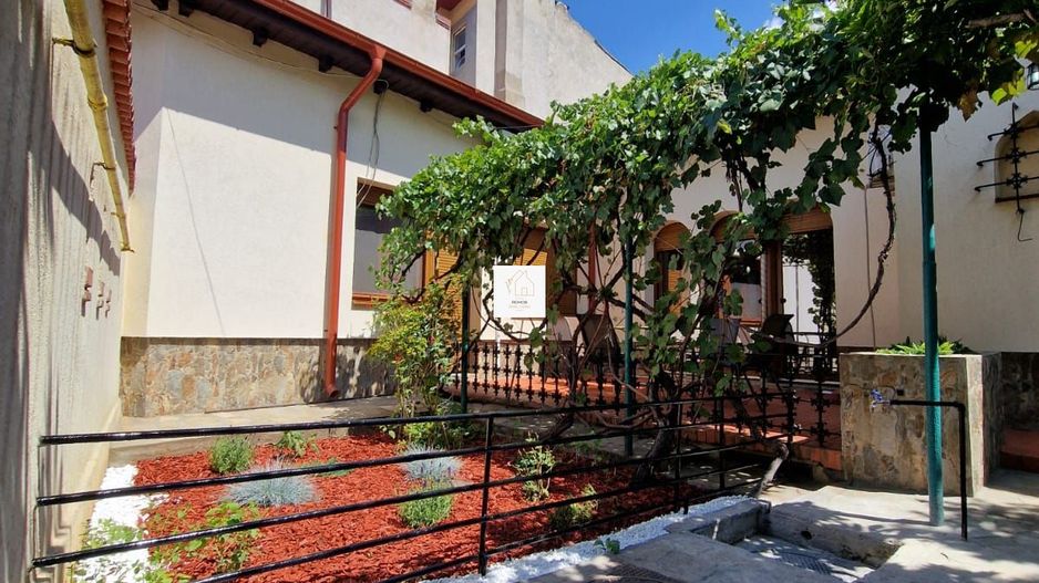 Vila 4 camere pretabila firma - Poză 13