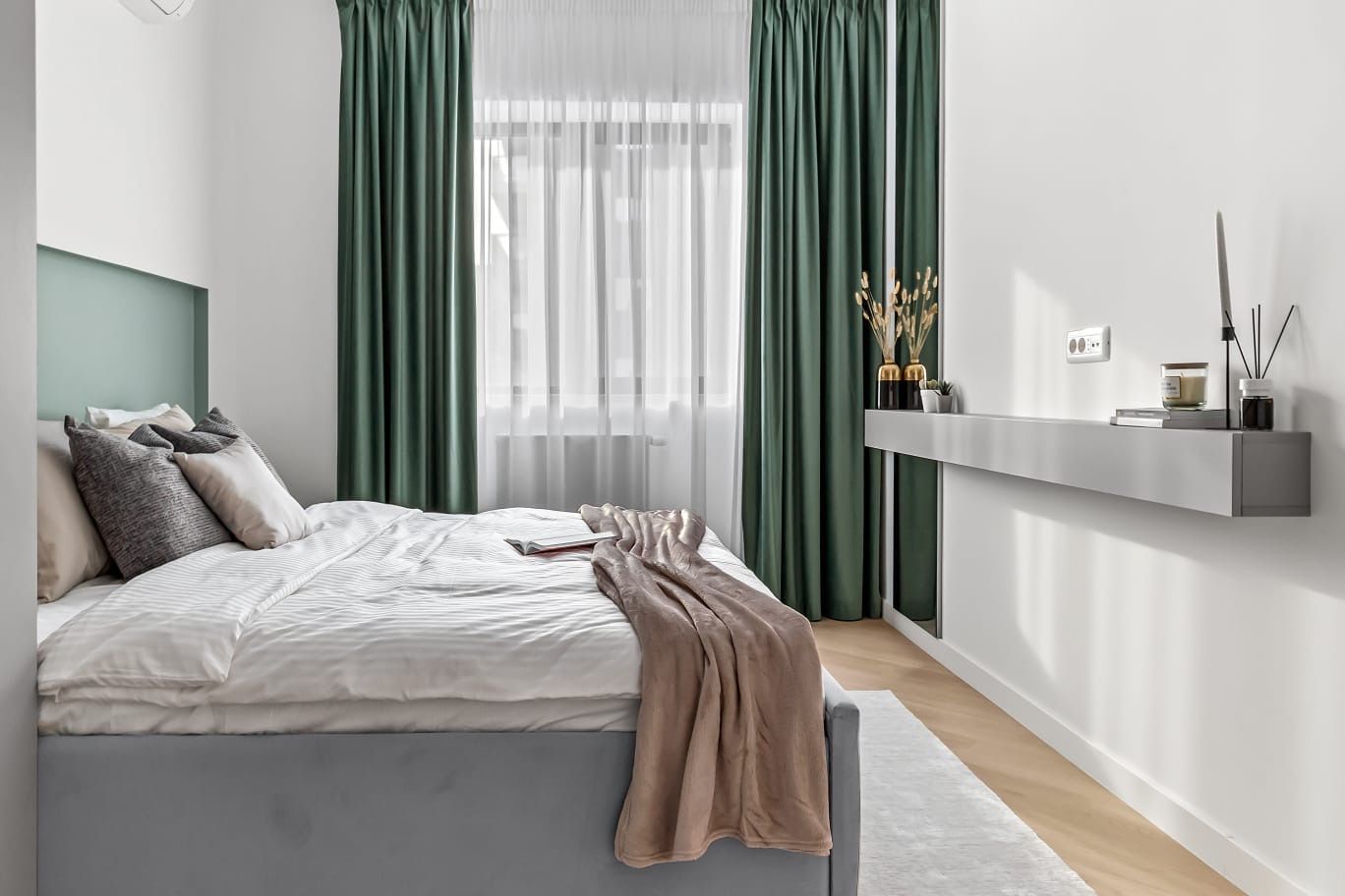 INCHIRIERE APARTAMENT 3 CAMERE CORTINA NORTH - Poză 12