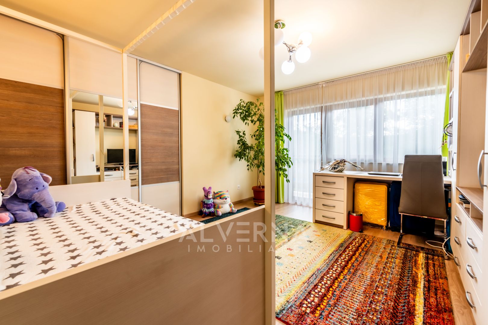 Casa individuala 268mp | 4 dormitoare + studio | 1100mp teren | Faget - Poză 18