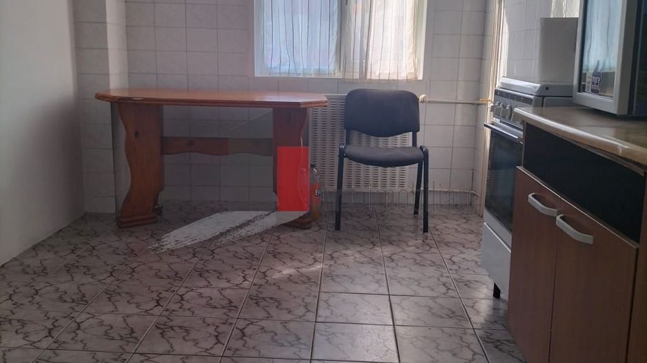 APARTAMENT 3 CAMERE - Poză 4