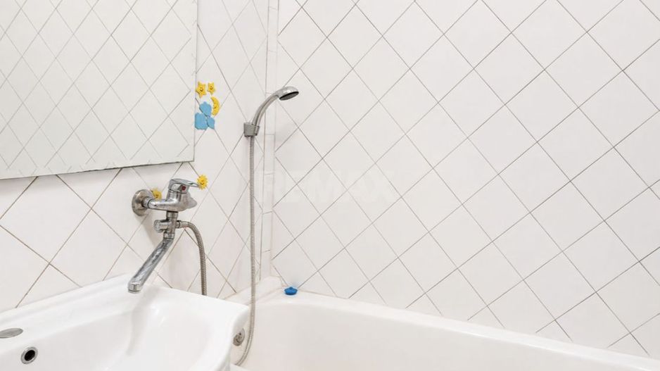 Apartament cu trei odăi, Buiucani, Chișinău - Poză 7