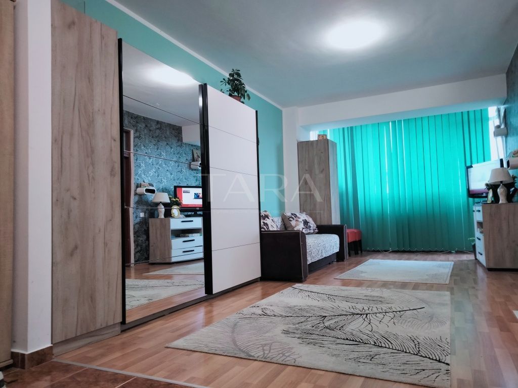 Apartament 1 cameră cu potențial de compartimentare, Semicentral - Poză 2