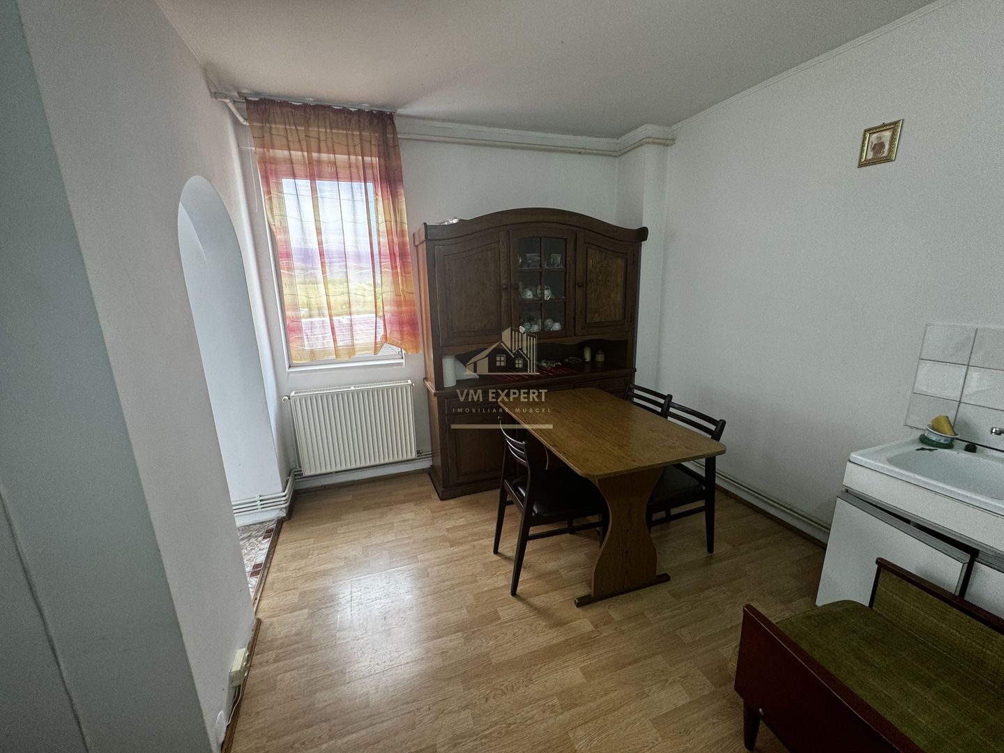 APARTAMENT 2 CAMERE, CAMPULUNG, ETAJ 3, GRUI - Poză 36