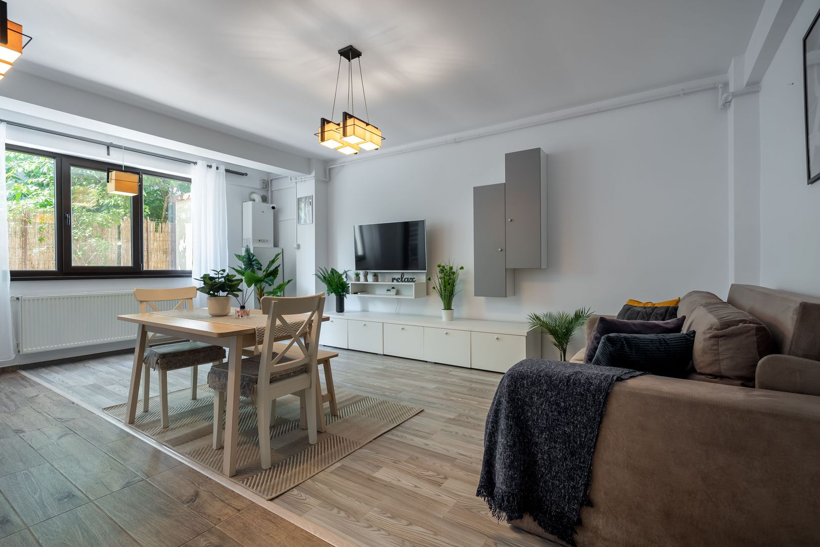 COMISION0% - 2 camere - curte 36mp - loc parcare - Ozana - str. Fetesti - Poză 1