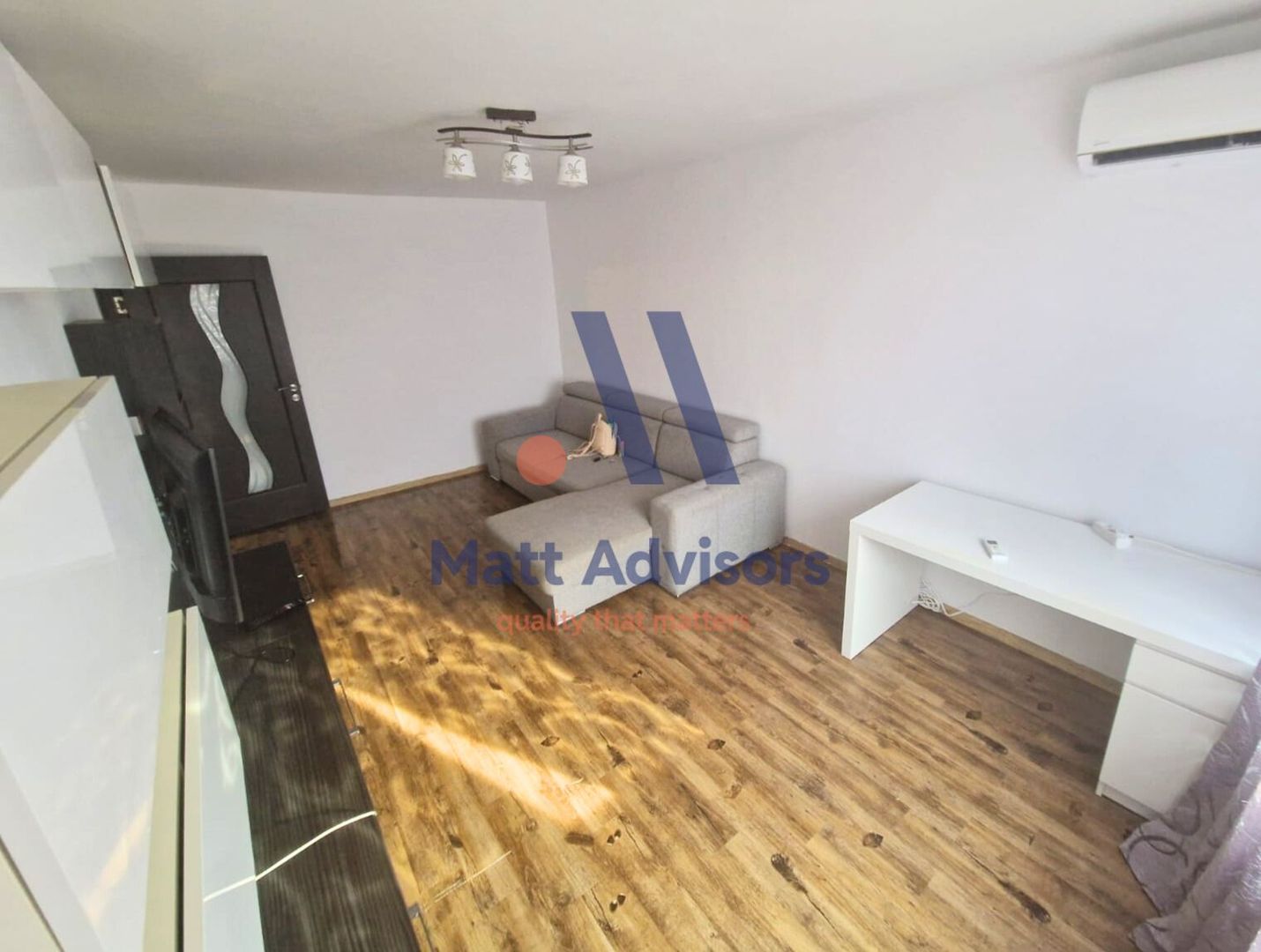 DE VANZARE Apartament 3 camere | mobilat | disponibil imediat CRANGASI - Poză 10
