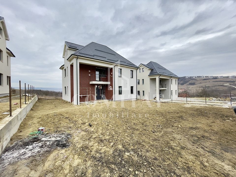 Casa individuala cu teren generos, retrasă de la trafic - Poză 5