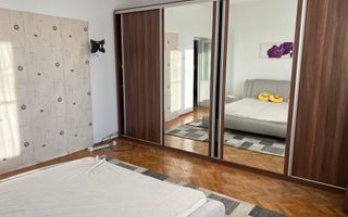 Casă cu 4 camere, 145 mp utili, curte proprie, zona Petrom/Carrefour - Poză 8