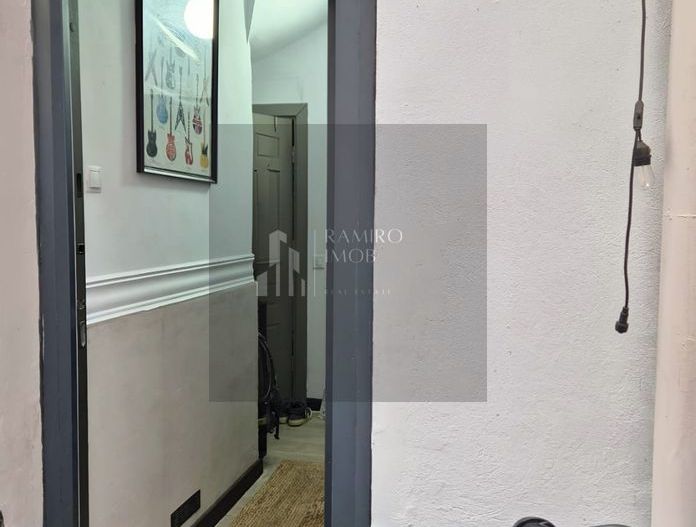 Vanzare 2 camere |  Vila | Renovat | Centrala | P-ta  Victoriei - Poză 13