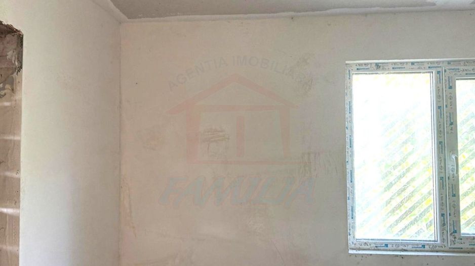 48.000 Euro casa+teren (in concesiune) 804 mp in com Branistea - Poză 5