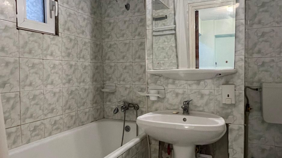 3 camere | metrou Obor in fata scarii - Poză 8