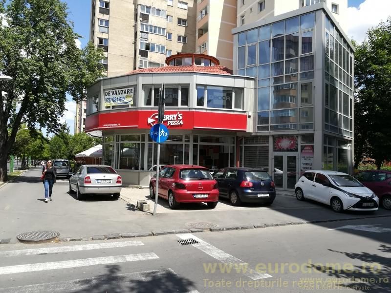 Vanzare cladire (spatiu amenajat 700 mp). - Poză 15