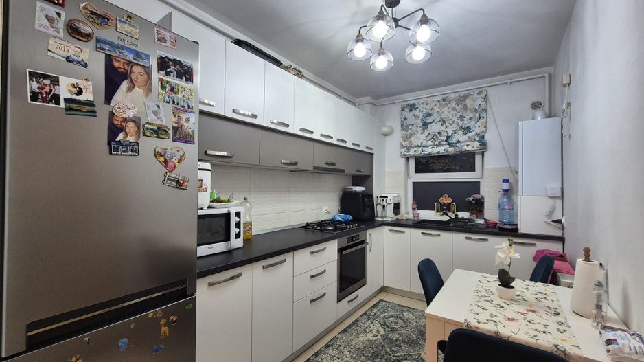 Apartament 2 camere decomandat-55mp, etaj 4/4 cu lift,loc de parcare - Poză 9