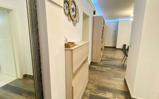 Apartament cu 3 camere , loc de parcare POSIBIL IN RATE!!! - Poză 2