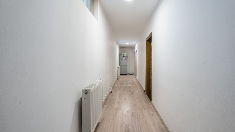 Casă cu 4 camere, anexă locuibilă și teren de 234 mp | Piața Sudului - Poză 9