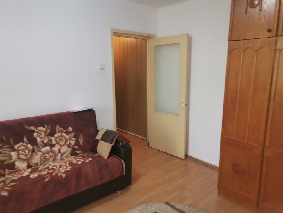 Inchiriere apartament 2 camere, nedecomandat, Exercitiu - Poză 3