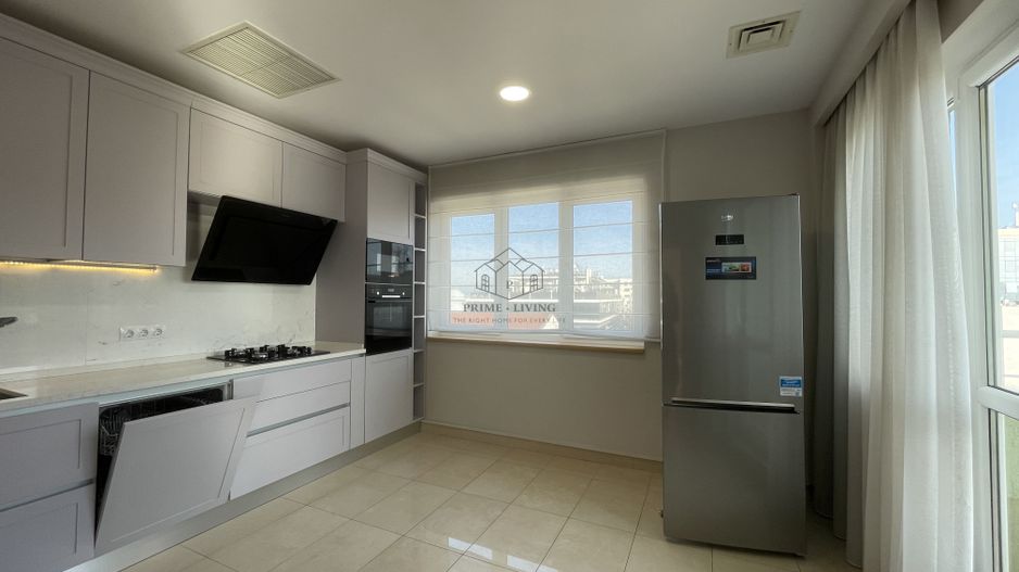 PENTHOUSE SUPERB CU 4 CAMERE LA INCHIRIERE LANGA PARCUL HERATSRAU - Poză 3