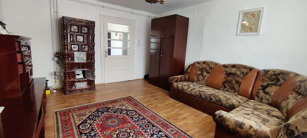 CASA RECAS CU 1438 MP TEREN - Poză 3