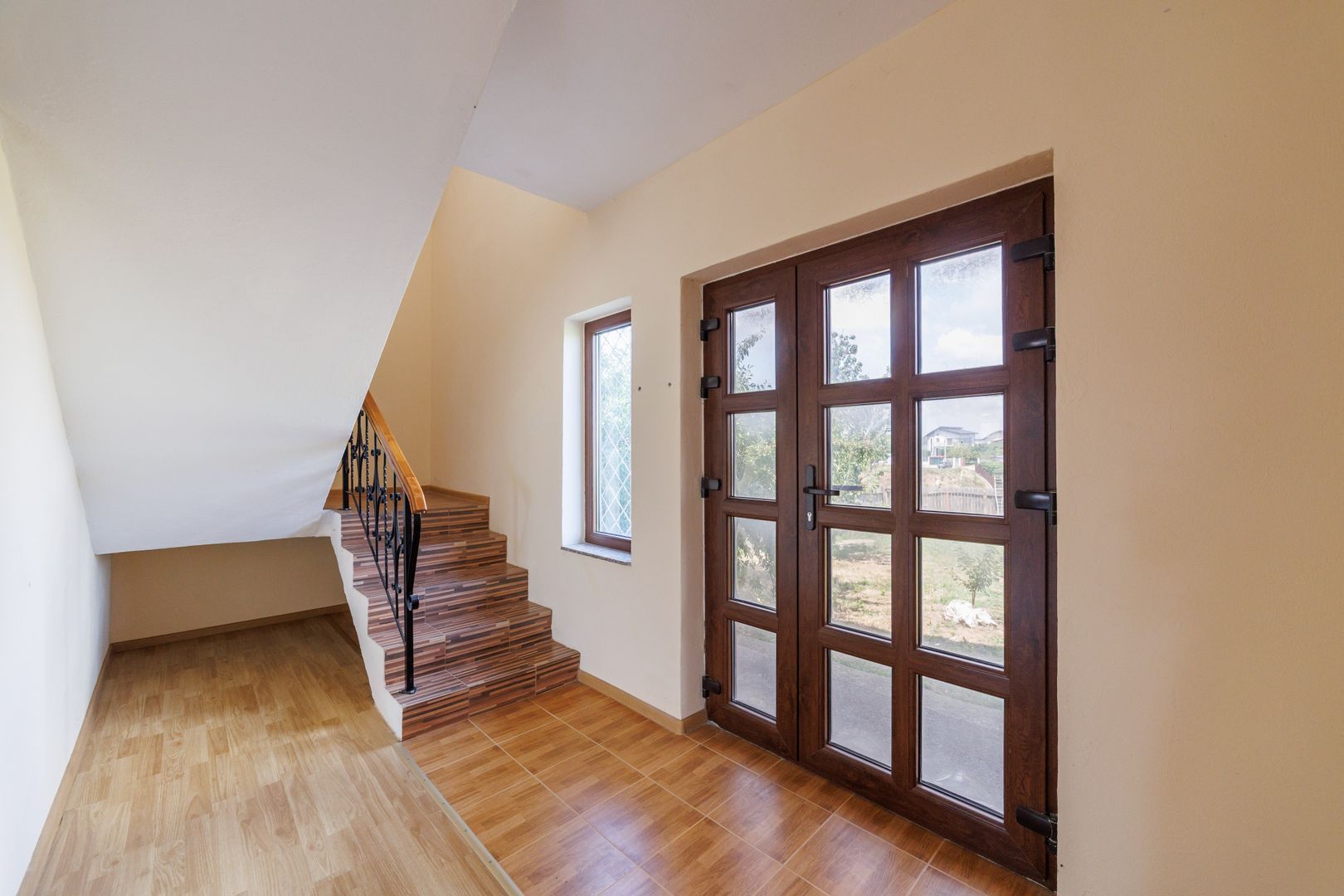 Casa P+M cu 4 camere si teren de 705 mp | Pitesti – Strada Zborului - Poză 22