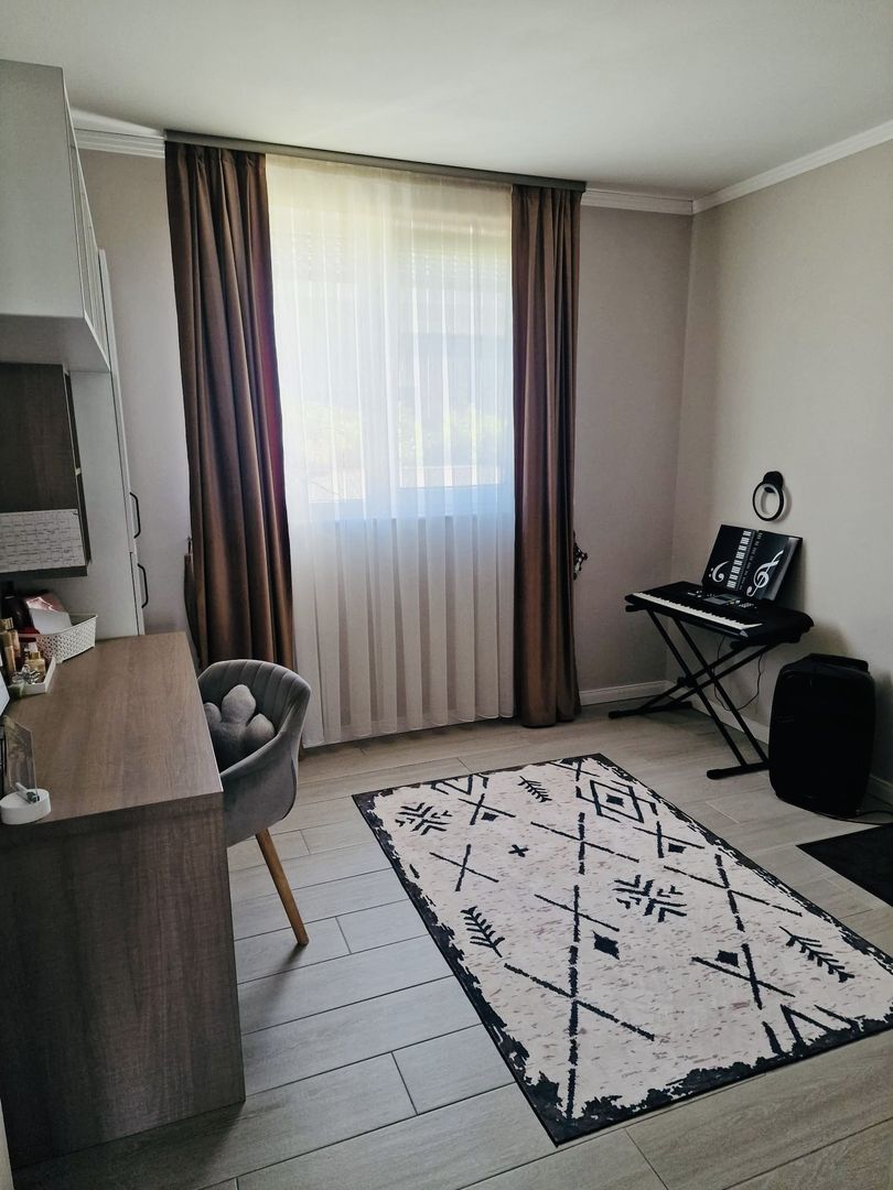 Casă P+E Complet Mobilată – Grigorescu - Poză 12