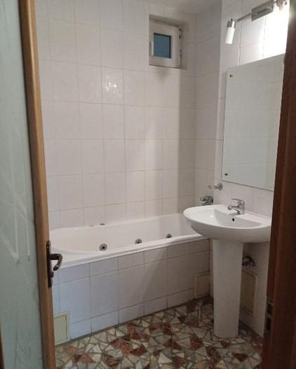 De Vanzare Apartament 3 Camere Romana - ASE sect 1 - Poză 7