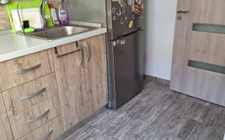 Apartament 2 camere Etj1, decomandat, loc de parcare Inclus in pret - Poză 12