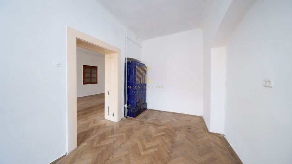 Locație rară în Brașov: ideal pentru regim hotelier sau business - Poză 14