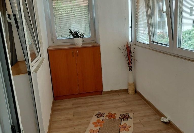 🏢 De Inchiriat – Apartament 3 Camere, Decomandat | Zona Timpuri Noi - Poză 1