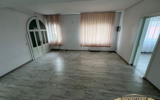 Cladire Comerciala De Vanzare, Zona Bld. Mihai Eminescu, Pret 690000 Euro Negociabil - Poză 5