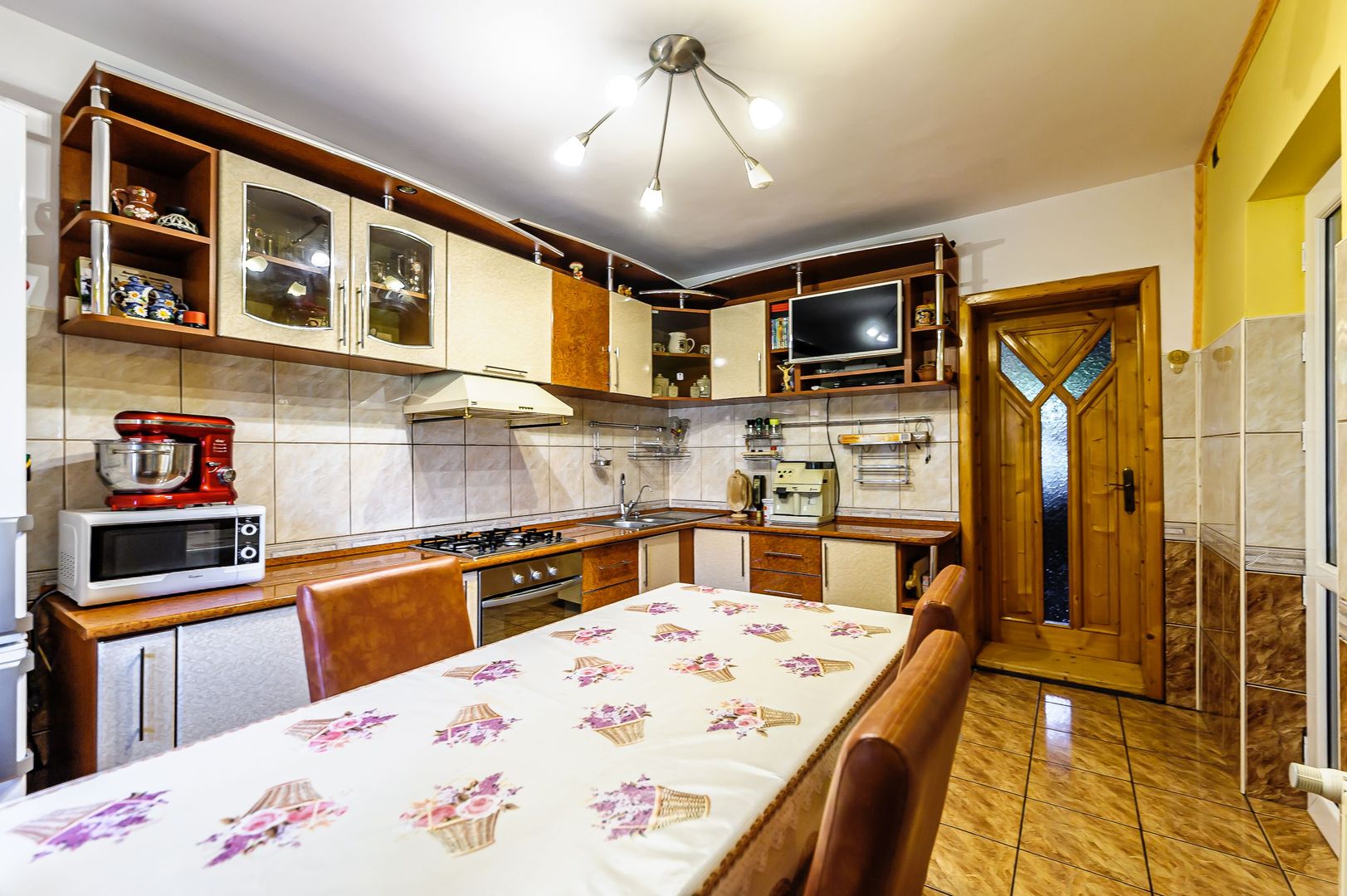 Oază de verdeață în Arad, cartier Pârneava. - Poză 7