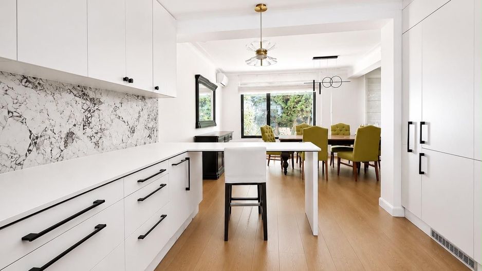 vila 5 camere | Pipera | Porche Nord | 2 parcari + gradina - Poză 2