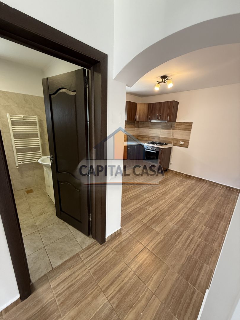 ​Vilă superbă de închiriat în Corbeanca (Sat Stratu) – Curte generoasă - Poză 6