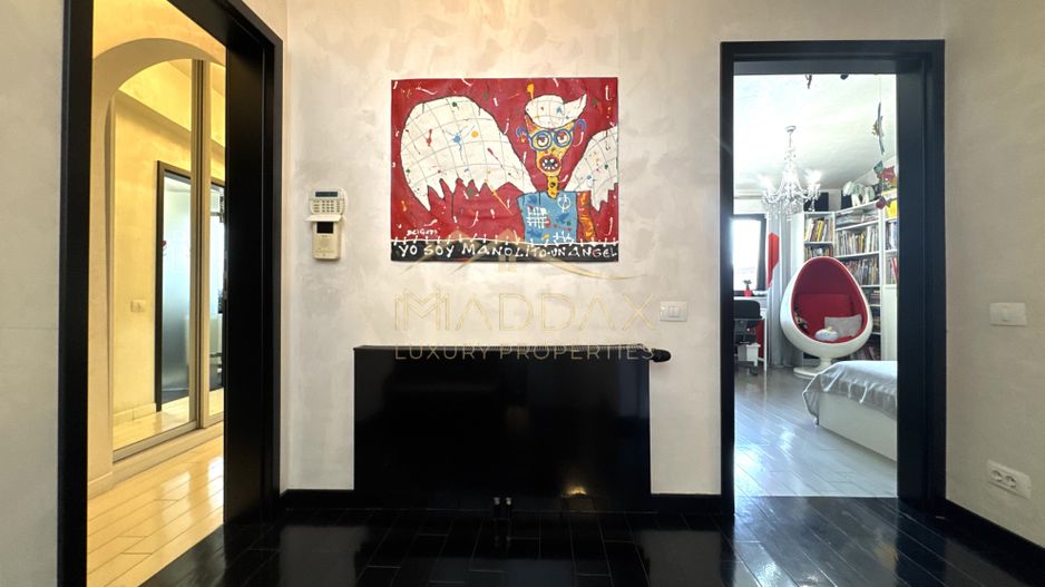 Vila cu 5 camere *344mp* + 800mp Teren // Zona Bucurestii Noi - Poză 25