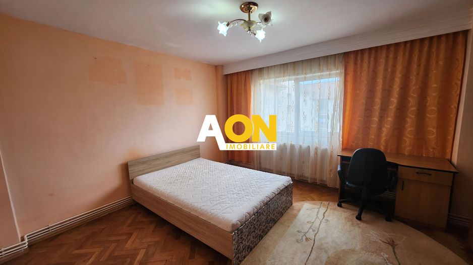 De inchiriat apartament 2 camere, etaj intermediar, zona Sub Stadion - Poză 4