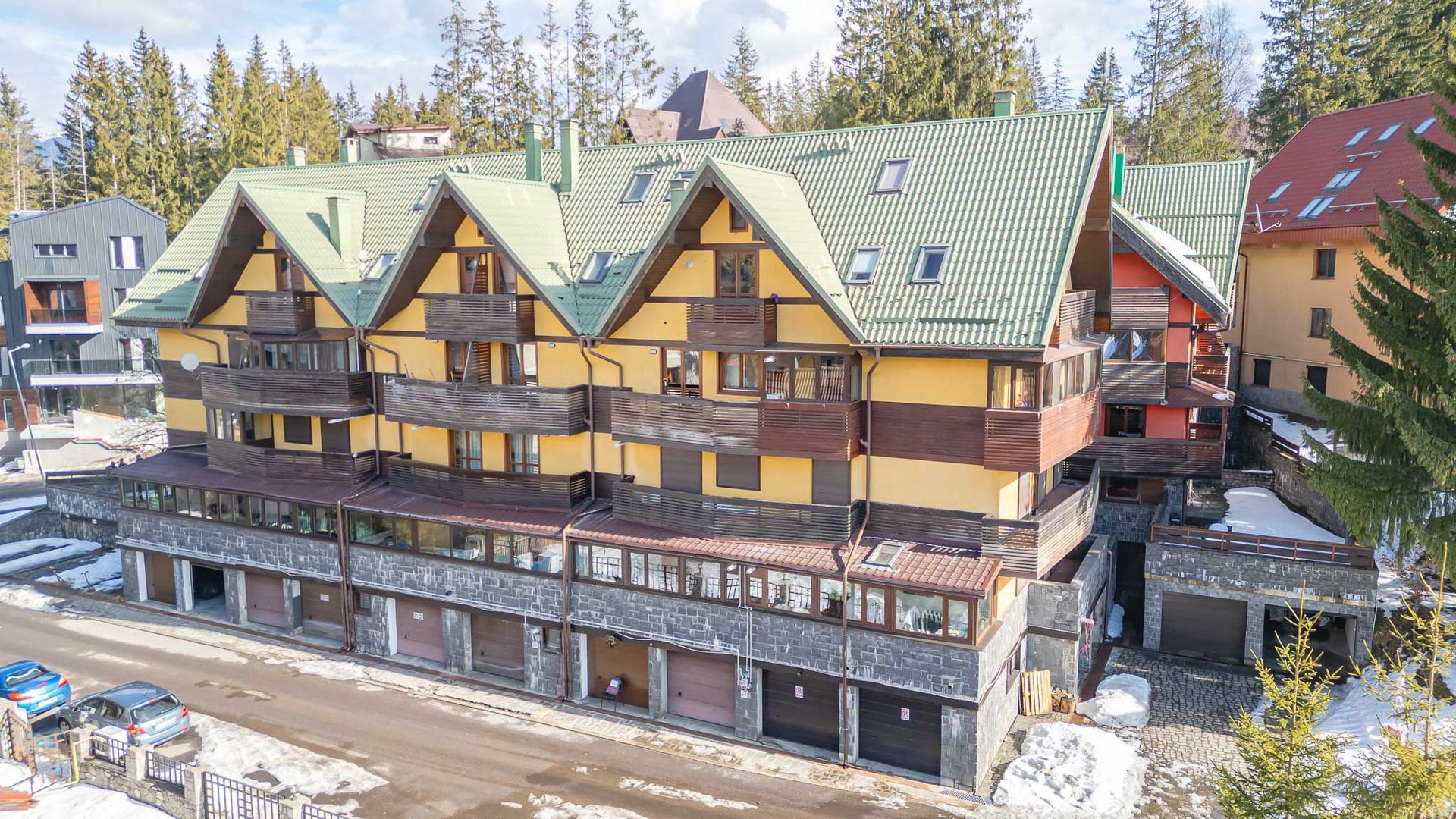 Apartament cu două dormitoare în Predeal, aproape de Pârtia Clăbucet - Poză 17