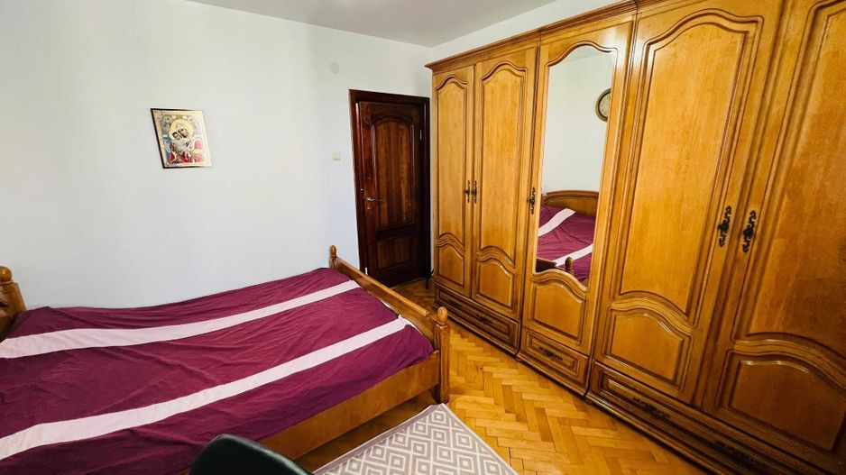 Apartament Titan/Scoala 195 Hamburg - Poză 3