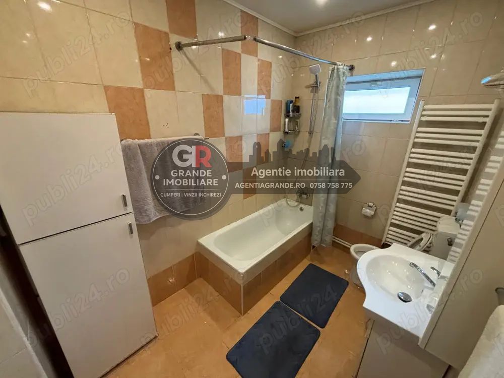 Casă / Vilă de închiriat în Central, Tulcea - Poză 3