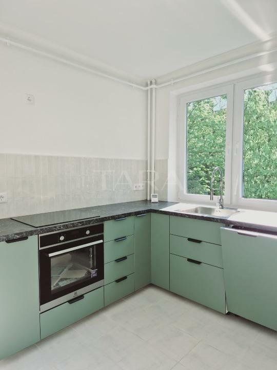 Apartament renovat, balcon mare, zonă verde liniștită, Iulius Mall. - Poză 2