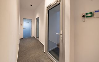 Clădire administrativă renovată integral – oportunitate investițională – Brașov - Poză 6