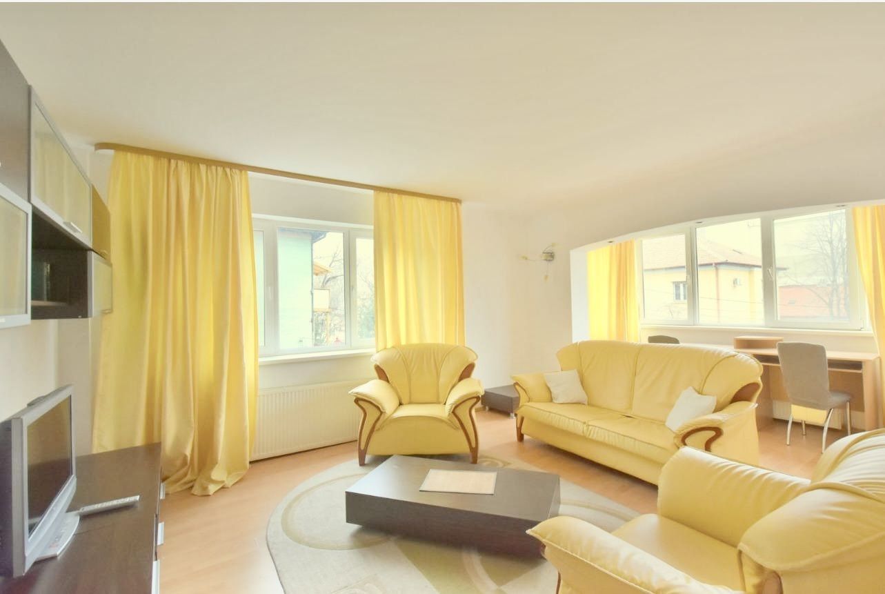 Apartament spațios cu 3 camere, 2 băi –  Punctele Cardinale - Poză 1