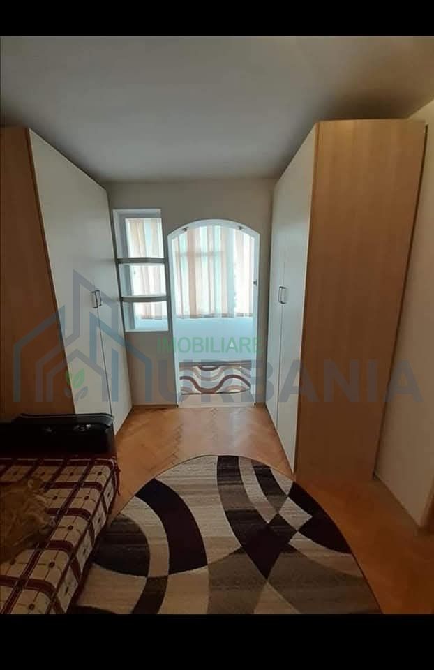 Apartament 3 camere de vânzare, Alexandru cel Bun, Iași – 110.000 Euro - Poză 1