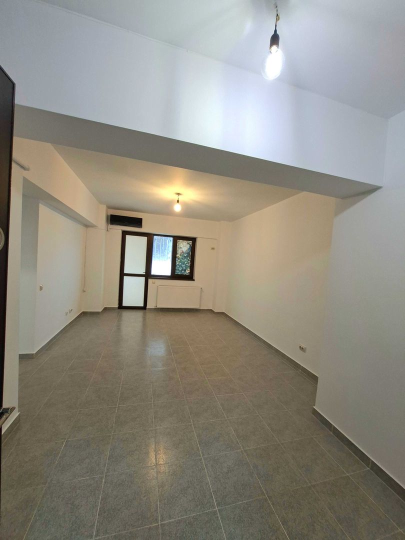 Vanzare Garsonieră decomandată, 36 mp, et 9/10, bloc 2017, 2 lifturi – Pucheni - Poză 7