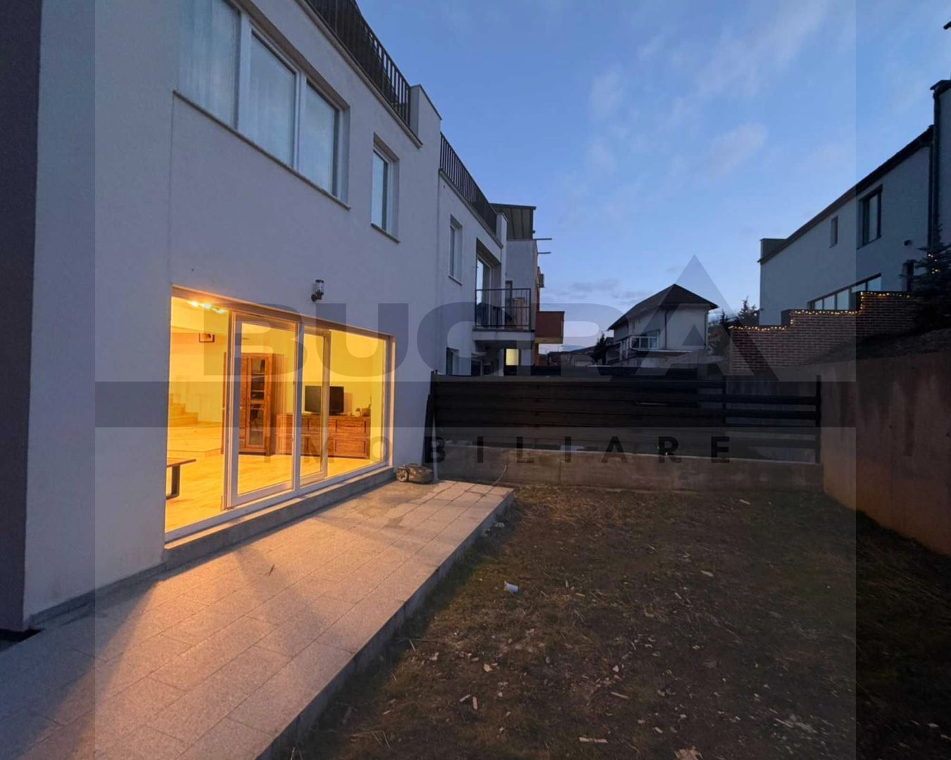 Duplex ultrafinisat de 120mp, curte 250mp, 4 parcari, zona Campului - Poză 6