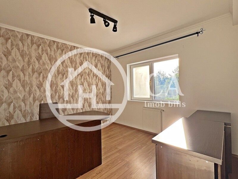 Casă de închiriat cu 5 camere în Cartierul Europa, Oradea - Poză 10