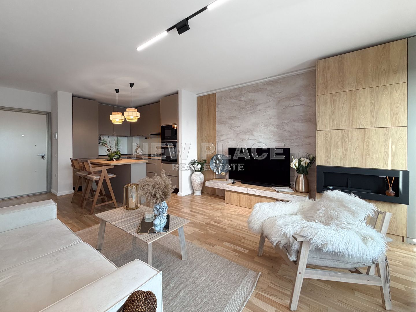 [VIDEO] Apartament exclusivist | Vedere libera | Ultra Lux - Poză 1