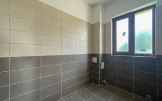 Casa individuala pe 3 niveluri pretabila pentru birouri, in cartierul Iris - Poză 12